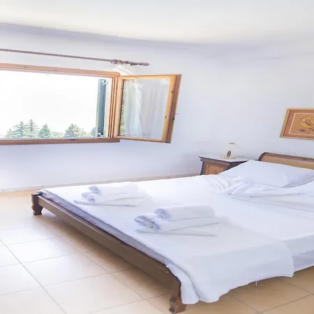 Отель Corfu Aqua Nisaki 4*