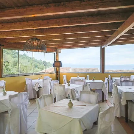 Corfu Aqua Nisaki 4* Niszáki